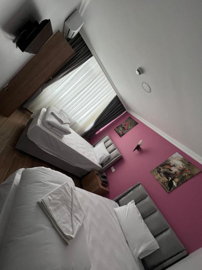 Mirhan Hotel Istanbul Bagian luar foto